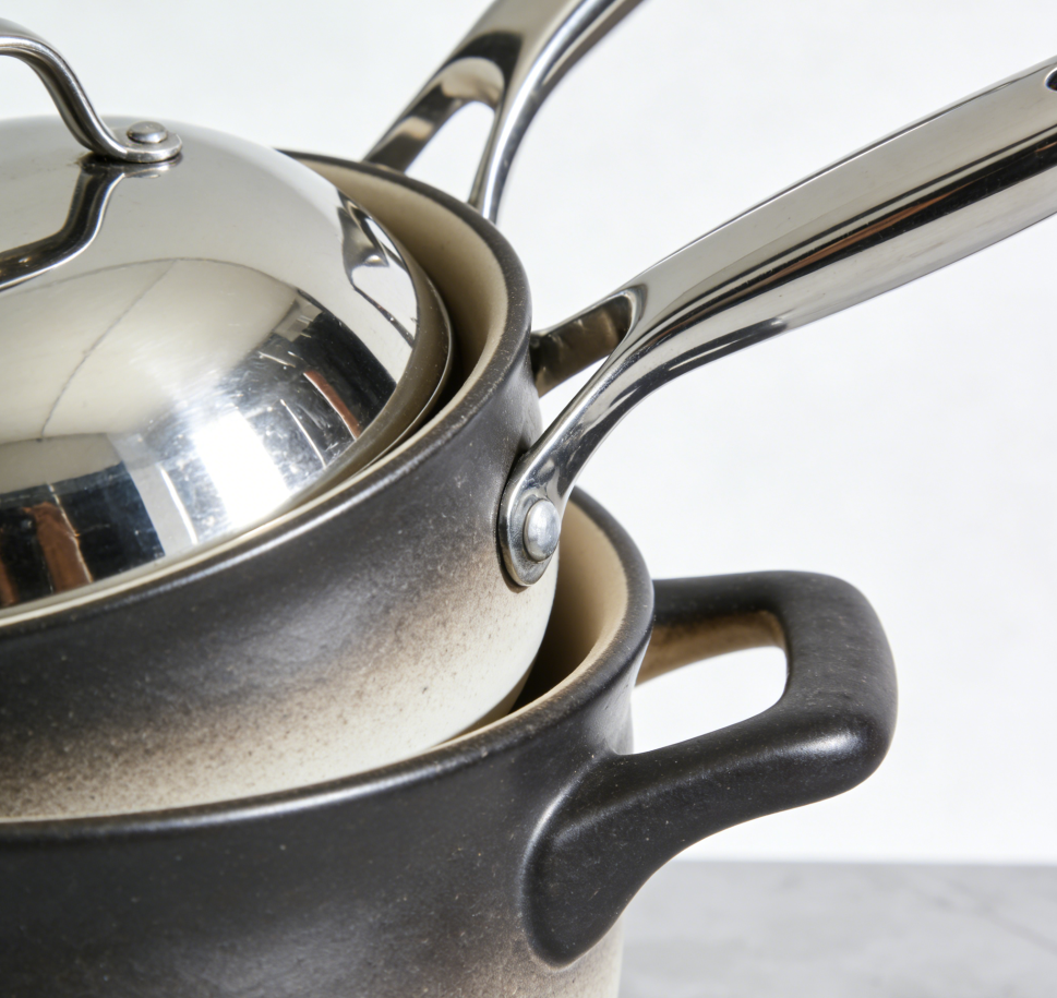 OmbreGlow 3-Piece Cookware Set – Exclusive Gradient Ceramic Dutch Oven with Stainless Steel Saucepan & Lid