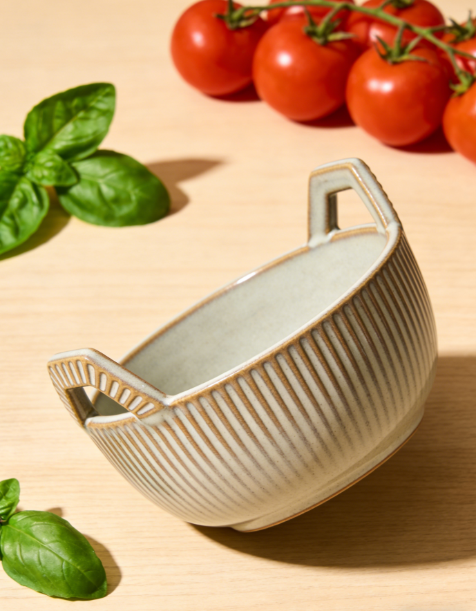 TerraWeave Artisan Claw Bowl -Exclusive Handcrafted Stoneware with Geometric Handles & Textured Ribs